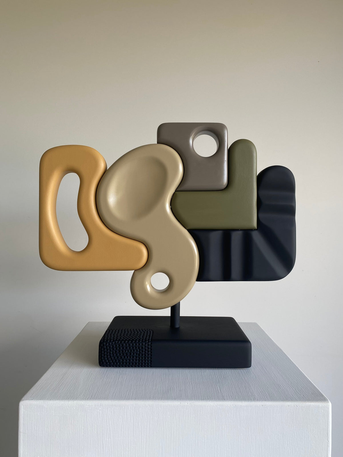 Painted sculpture - Victor & WIlls by Victor & Wills