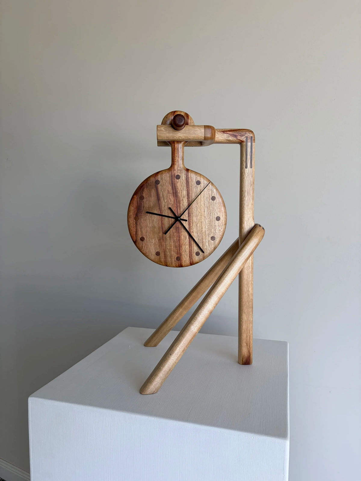 Camphor Laurel swing clock (2 parts) - Victor & Wills by Victor & Wills