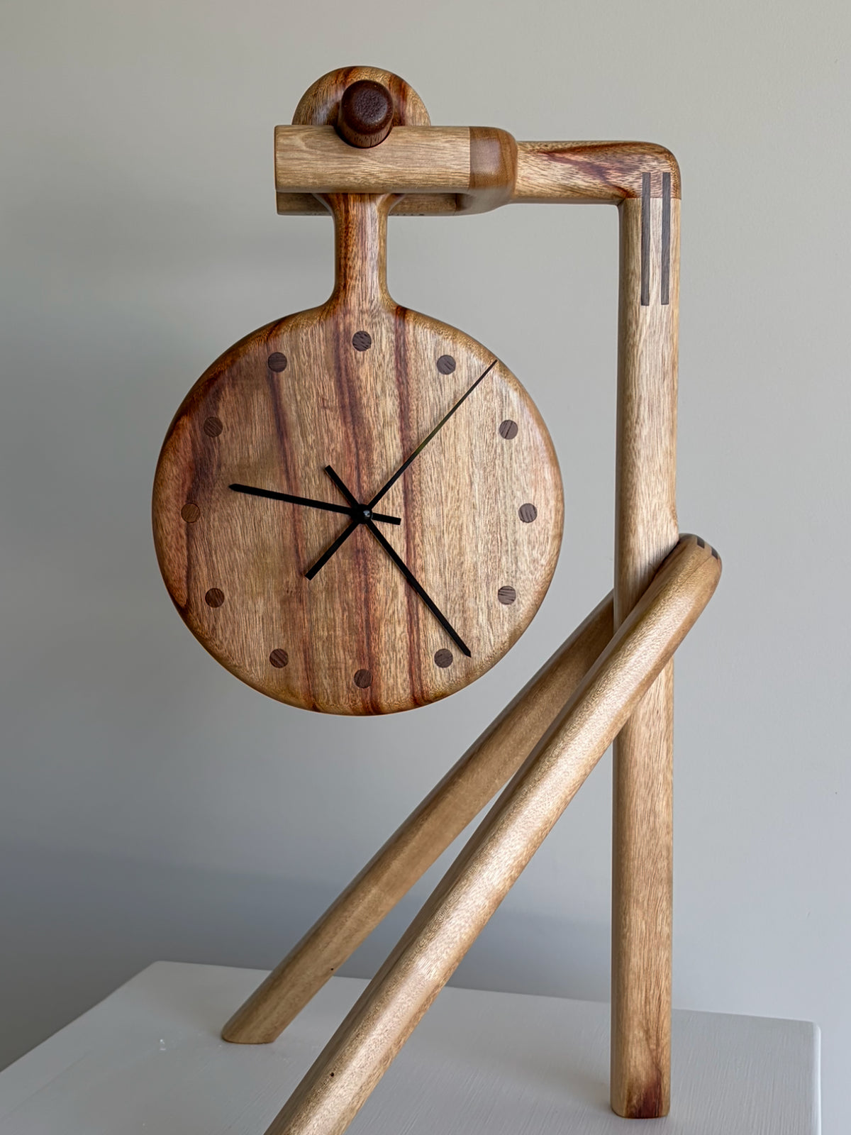 Camphor Laurel swing clock (2 parts) - Victor & Wills by Victor & Wills