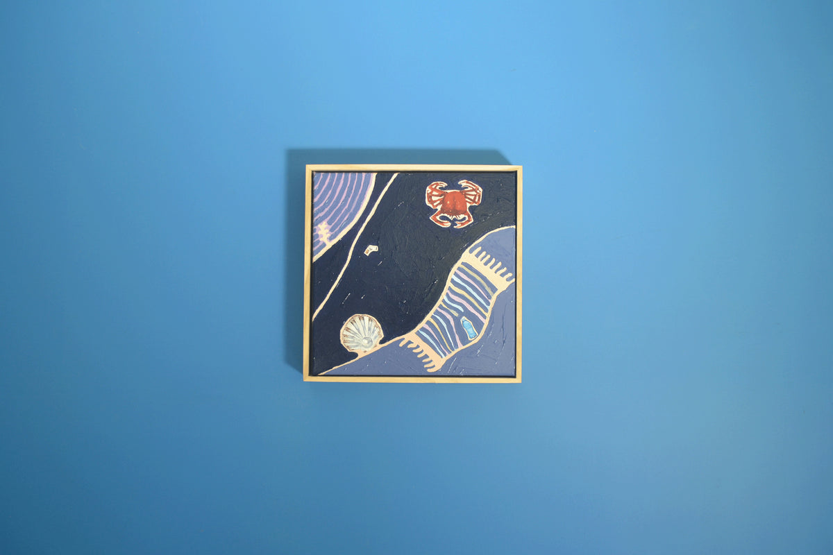 Hinge Date - Maggie Buckle by Maggie Buckle